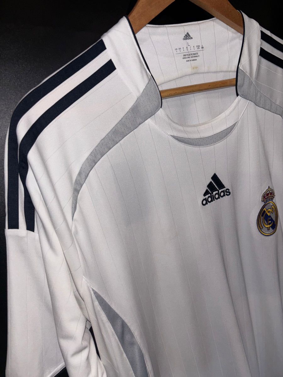 REAL MADRID RE-ISSUE 2006-2007 ORIGINAL JERSEY Size L