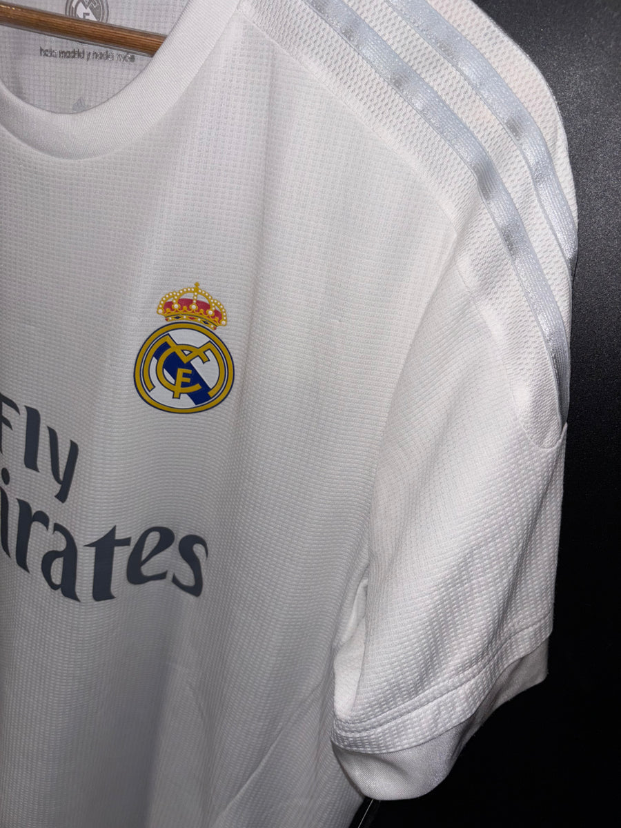 REAL MADRID RONALDO 2015-2016 ORIGINAL JERSEY SIZE XL