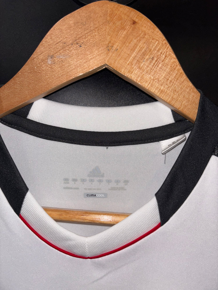 LIVERPOOL TRAINING 2011-2012 ORIGINAL JERSEY Size S