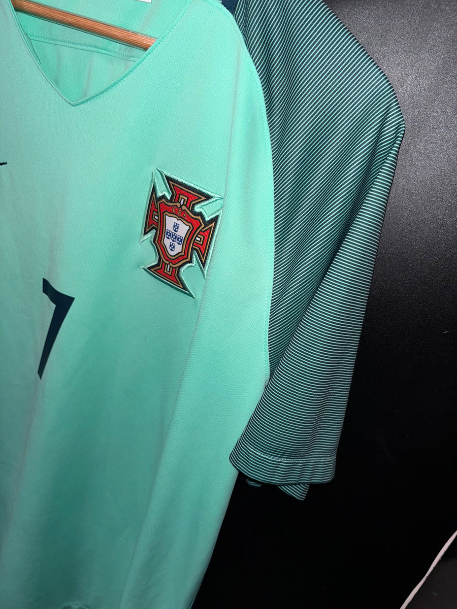 PORTUGAL RONALDO 2016-2017 ORIGINAL JERSEY SIZE XL