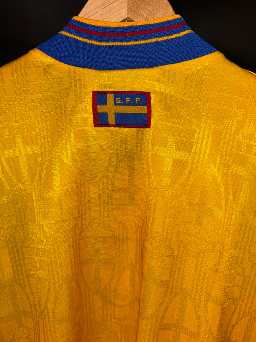 SWEDEN 1996-1997 ORIGINAL JERSEY SIZE L