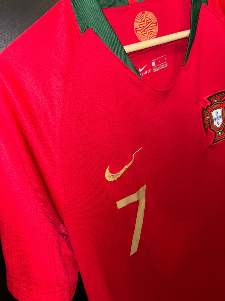 PORTUGAL RONALDO 2018-2019 ORIGINAL JERSEY Size L