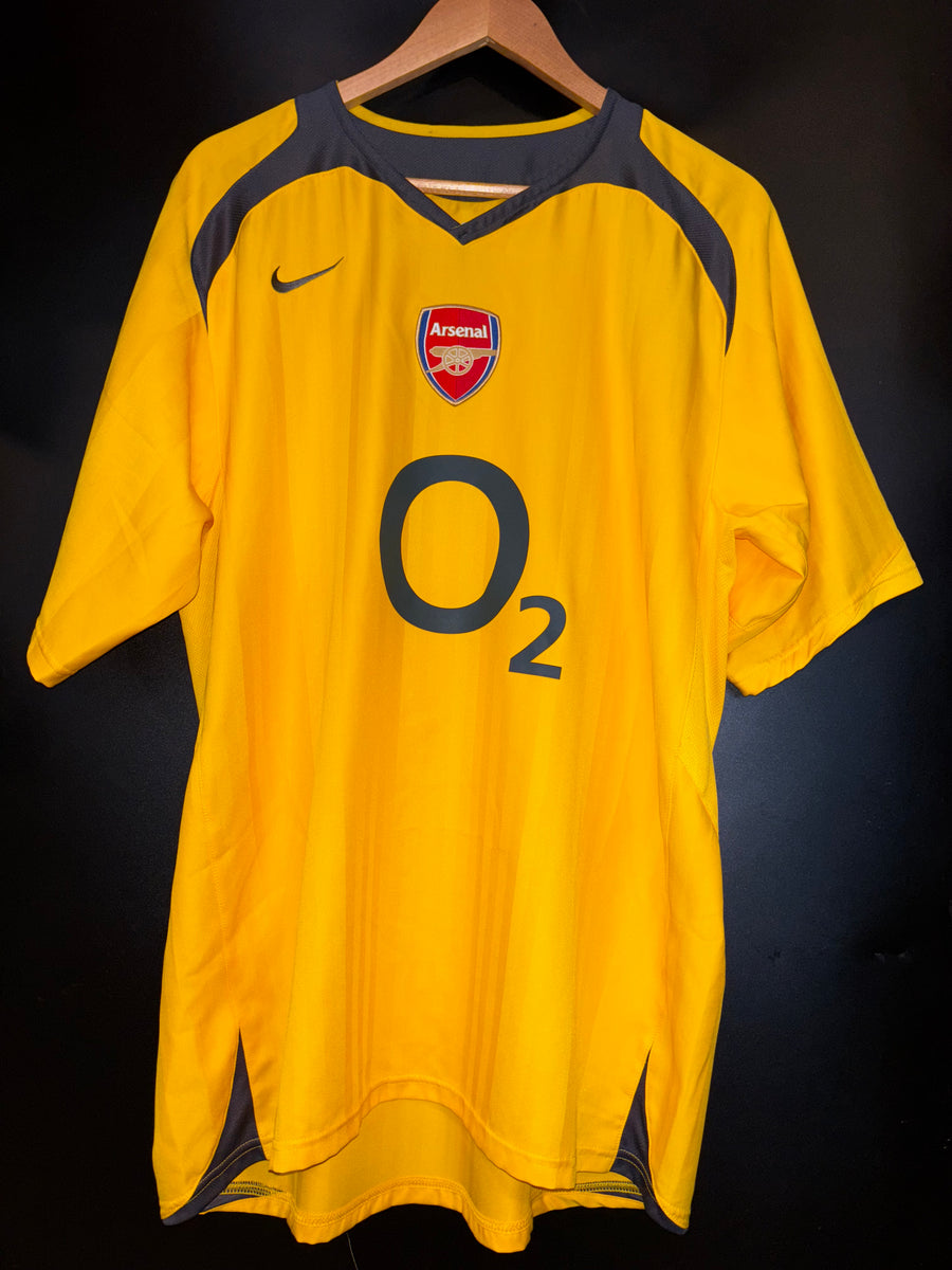 ARSENAL BERGKAMP 2005-2006 ORIGINAL JERSEY Size L