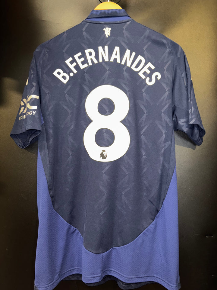 MANCHESTER UNITED FERNANDES 2024-2025 ORIGINAL JERSEY Size L