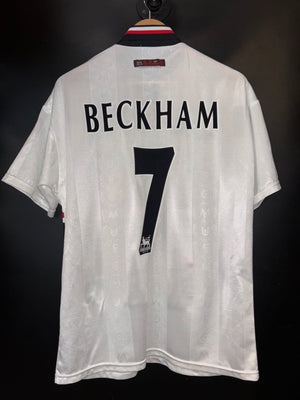MANCHESTER UNITED  BECKHAM 1997-1998 ORIGINAL JERSEY Size M