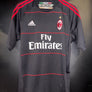 AC MILAN RONALDINHO 2010-2011 ORIGINAL JERSEY Size M