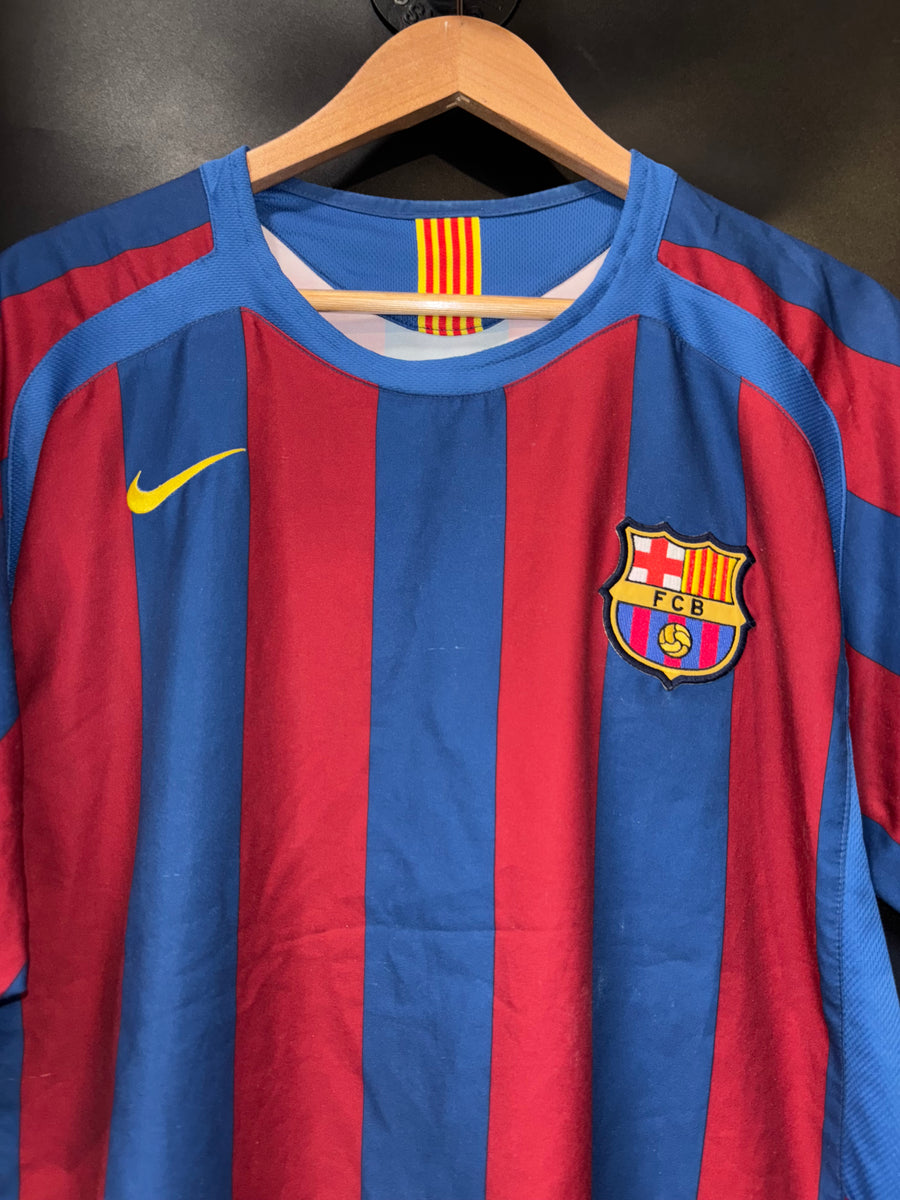 BARCELONA RONALDINHO 2005-2006 ORIGINAL JERSEY Size M