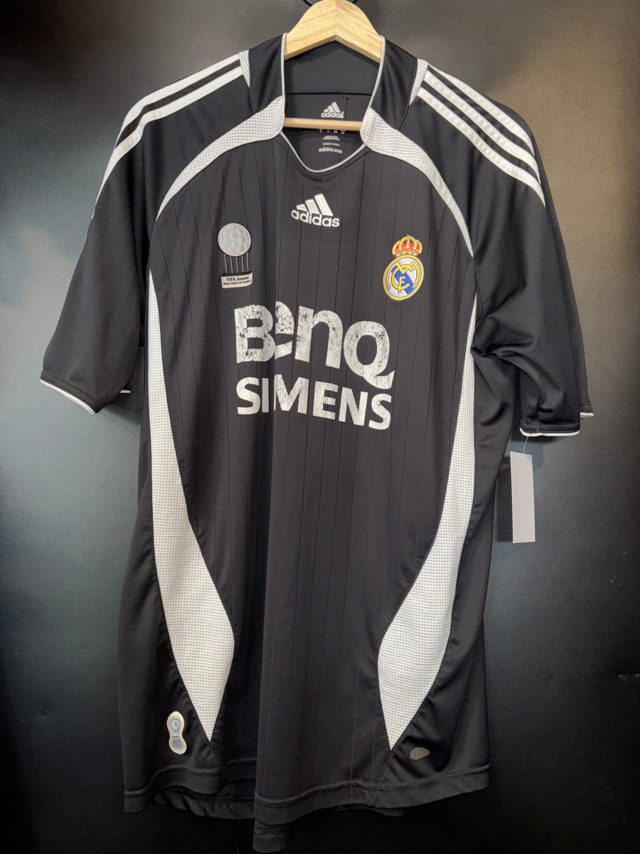 REAL MADRID RONALDO 2006-2007 ORIGINAL JERSEY Size L
