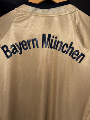 BAYERN MUNICH 2004-2005 ORIGINAL JERSEY Size XL