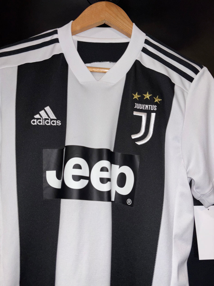 JUVENTUS RONALDO 2018-2019 ORIGINAL JERSEY Size S