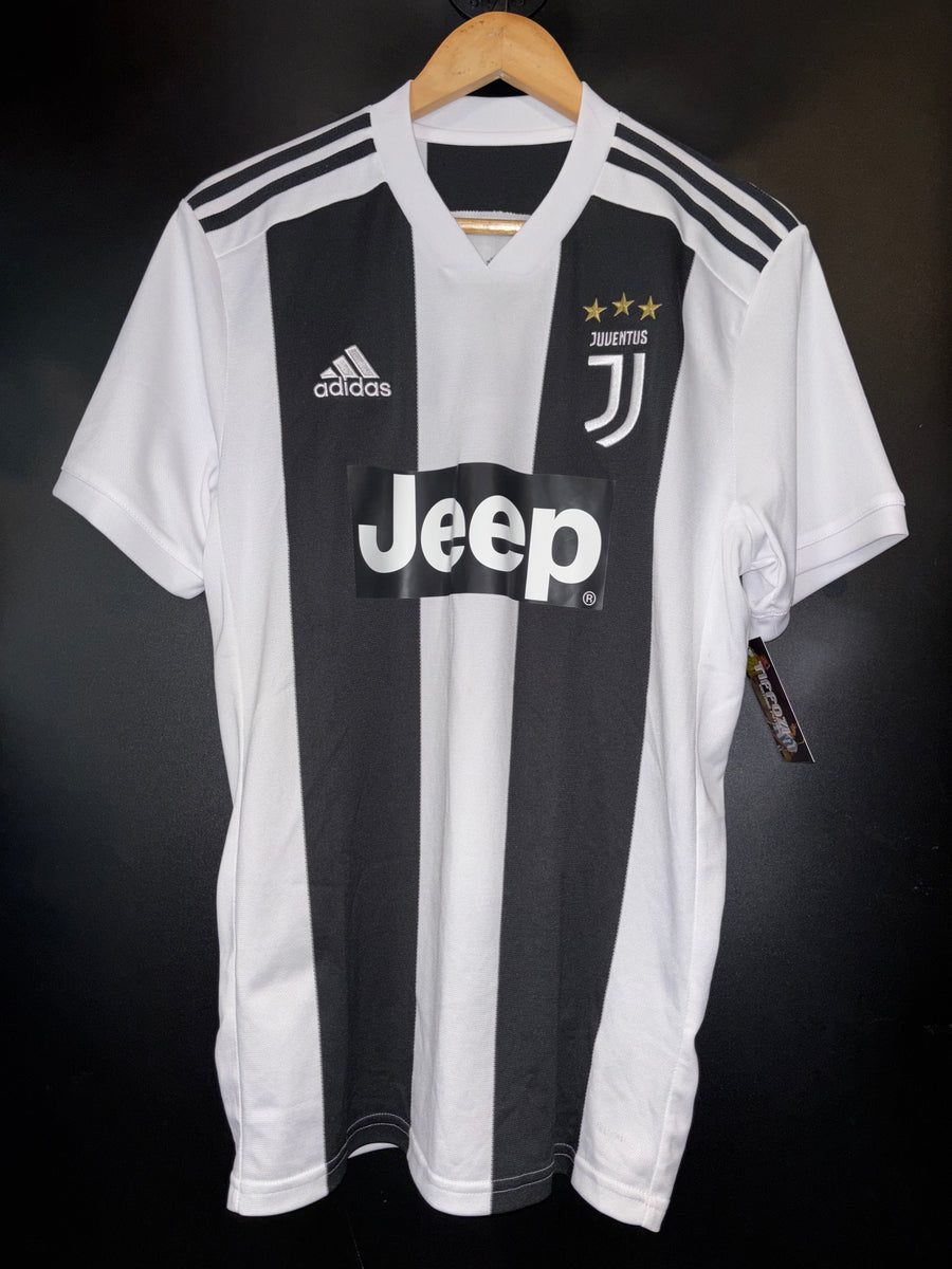 JUVENTUS RONALDO 2018-2019 ORIGINAL JERSEY Size M