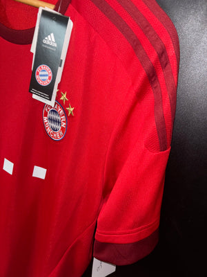 BAYERN MUNICH ROBBEN 2015-2016 ORIGINAL JERSEY Size XL