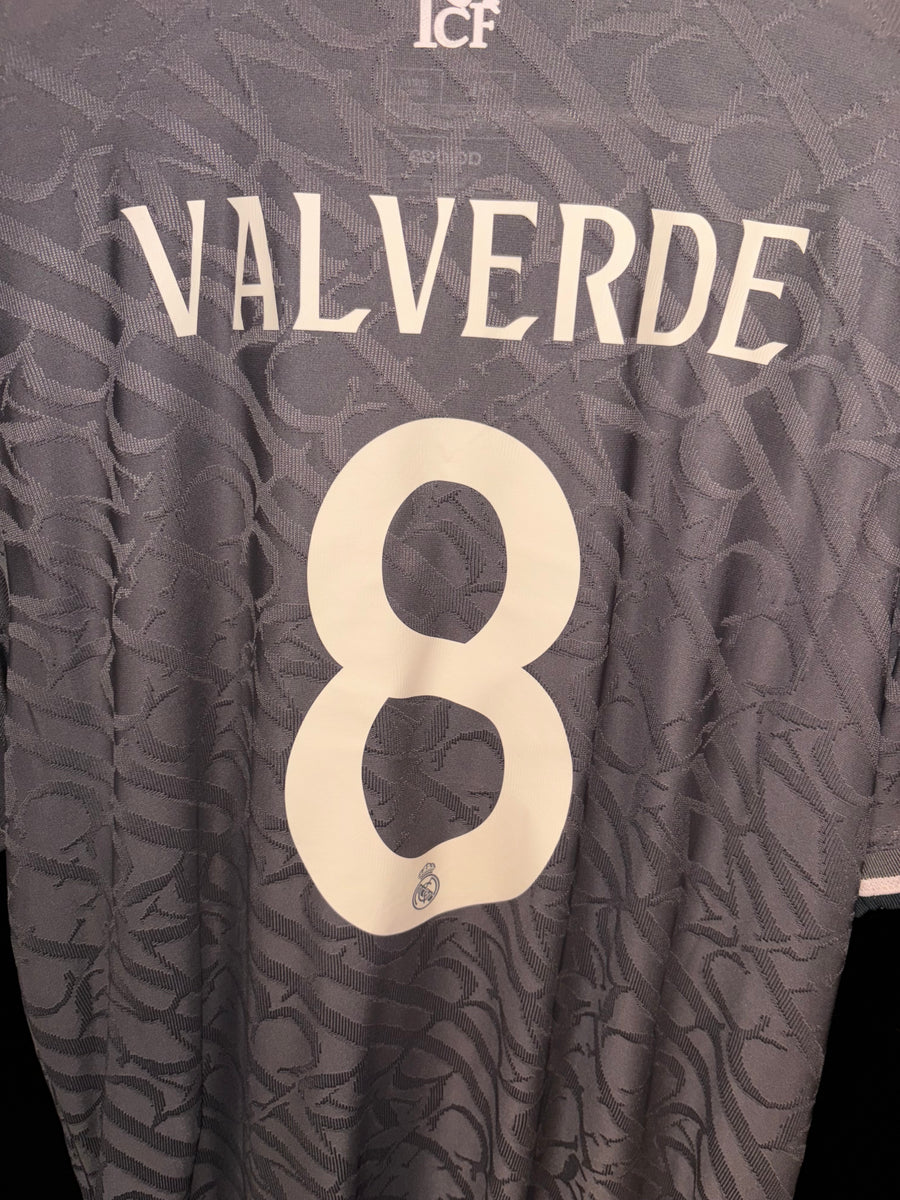 REAL MADRID VALVERDE 2024-2025 ORIGINAL JERSEY SIZE XL