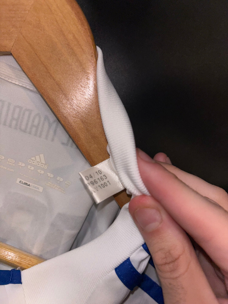 REAL MADRID RONALDO 2010-2011 ORIGINAL JERSEY Size S