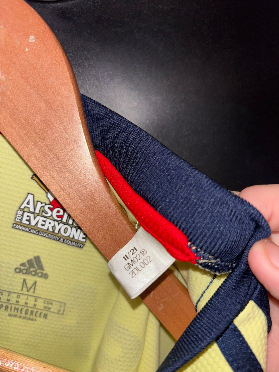 ARSENAL SAKA 2021-2022 ORIGINAL  JERSEY Size M