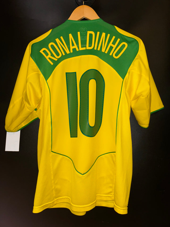 BRAZIL RONALDINHO 2004-2005 ORIGINAL JERSEY SIZE M