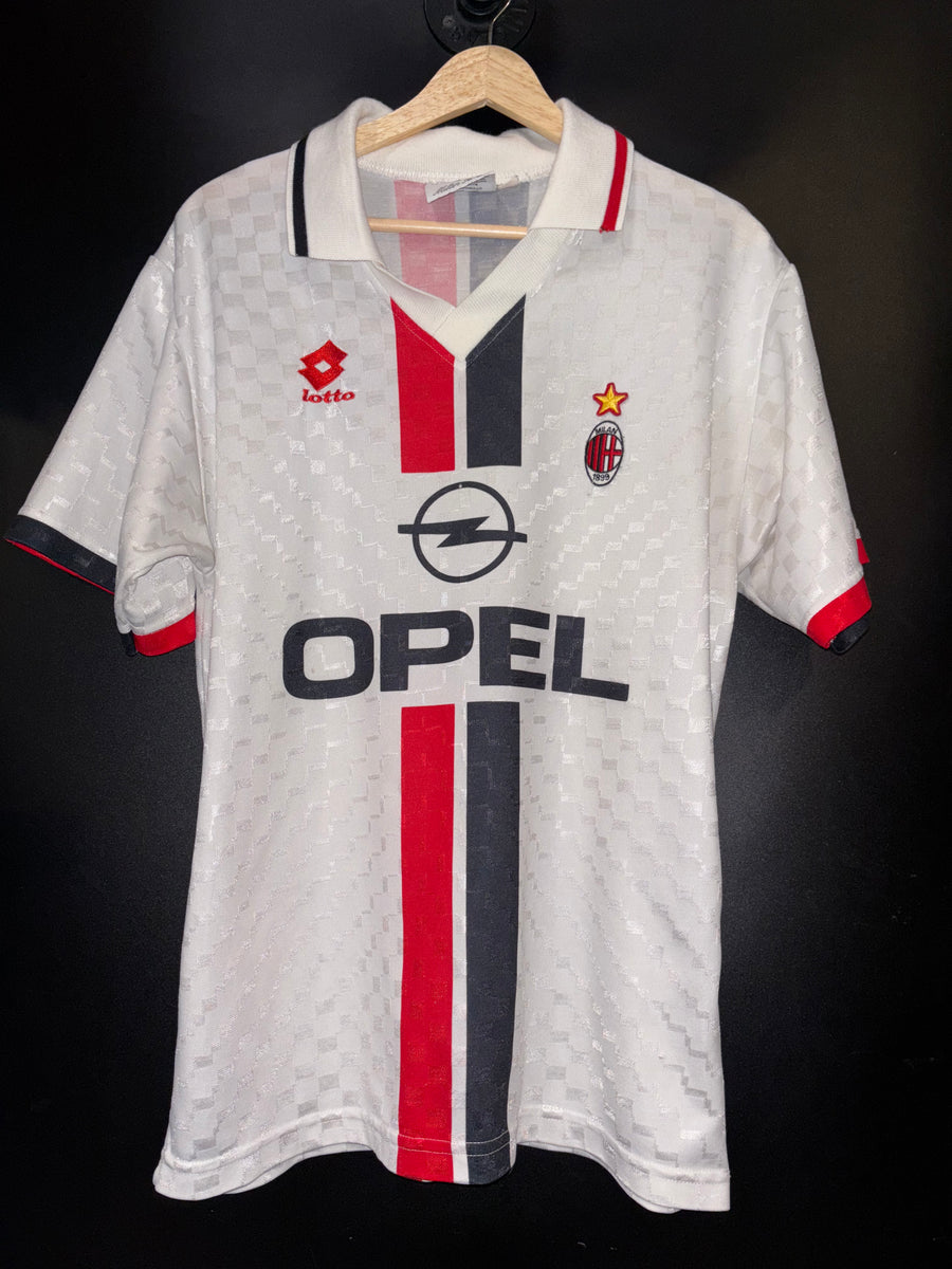 AC MILAN 1995-1996 ORIGINAL JERSEY Size M