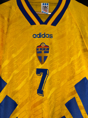 SWEDEN LARSSON 1994-1995 ORIGINAL JERSEY SIZE XL