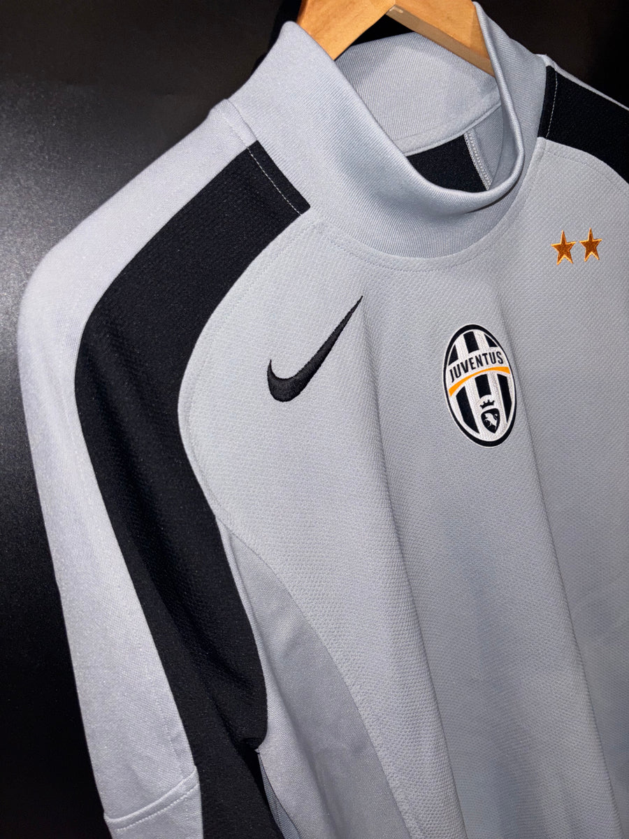 JUVENTUS 2004-2005 ORIGINAL GOALKEEPER  JERSEY Size M