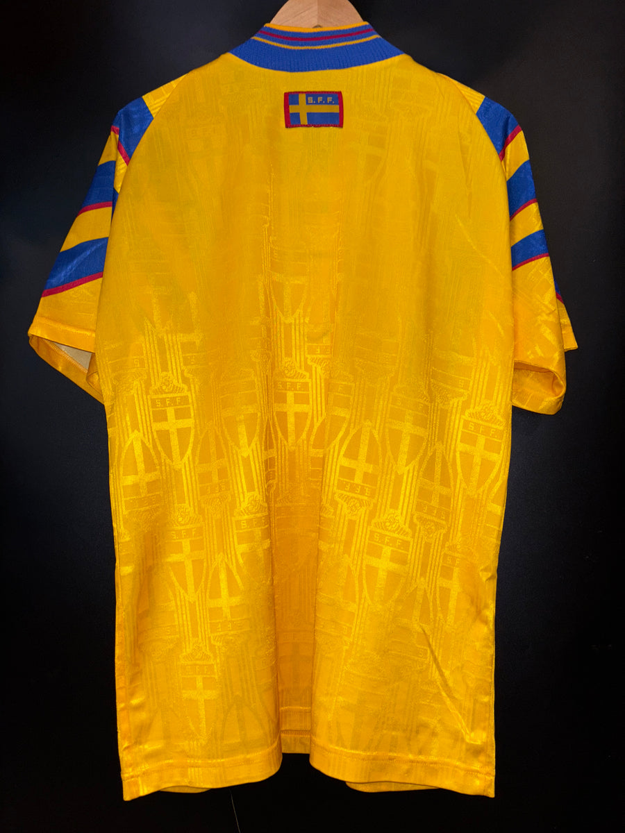 SWEDEN 1996-1997 ORIGINAL JERSEY SIZE L