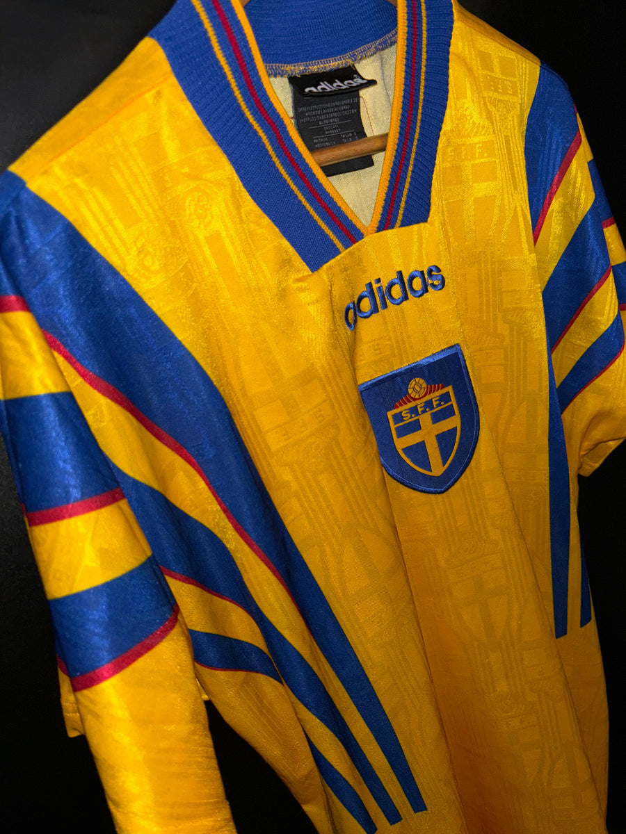 SWEDEN 1996-1997 ORIGINAL JERSEY SIZE L