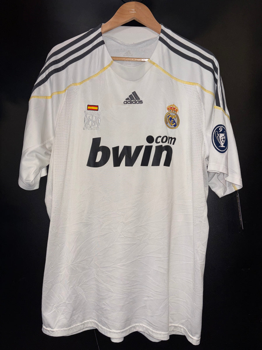 REAL MADRID RONALDO 2009-2010 ORIGINAL JERSEY Size L
