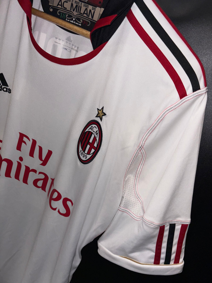AC MILAN RONALDINHO 2010-2011 ORIGINAL JERSEY Size L