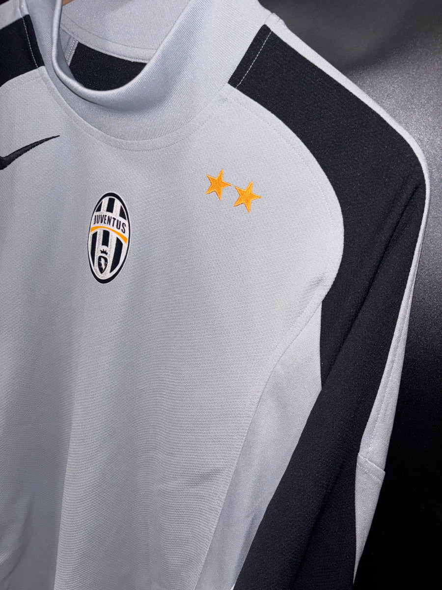 JUVENTUS 2004-2005 ORIGINAL GOALKEEPER  JERSEY Size M