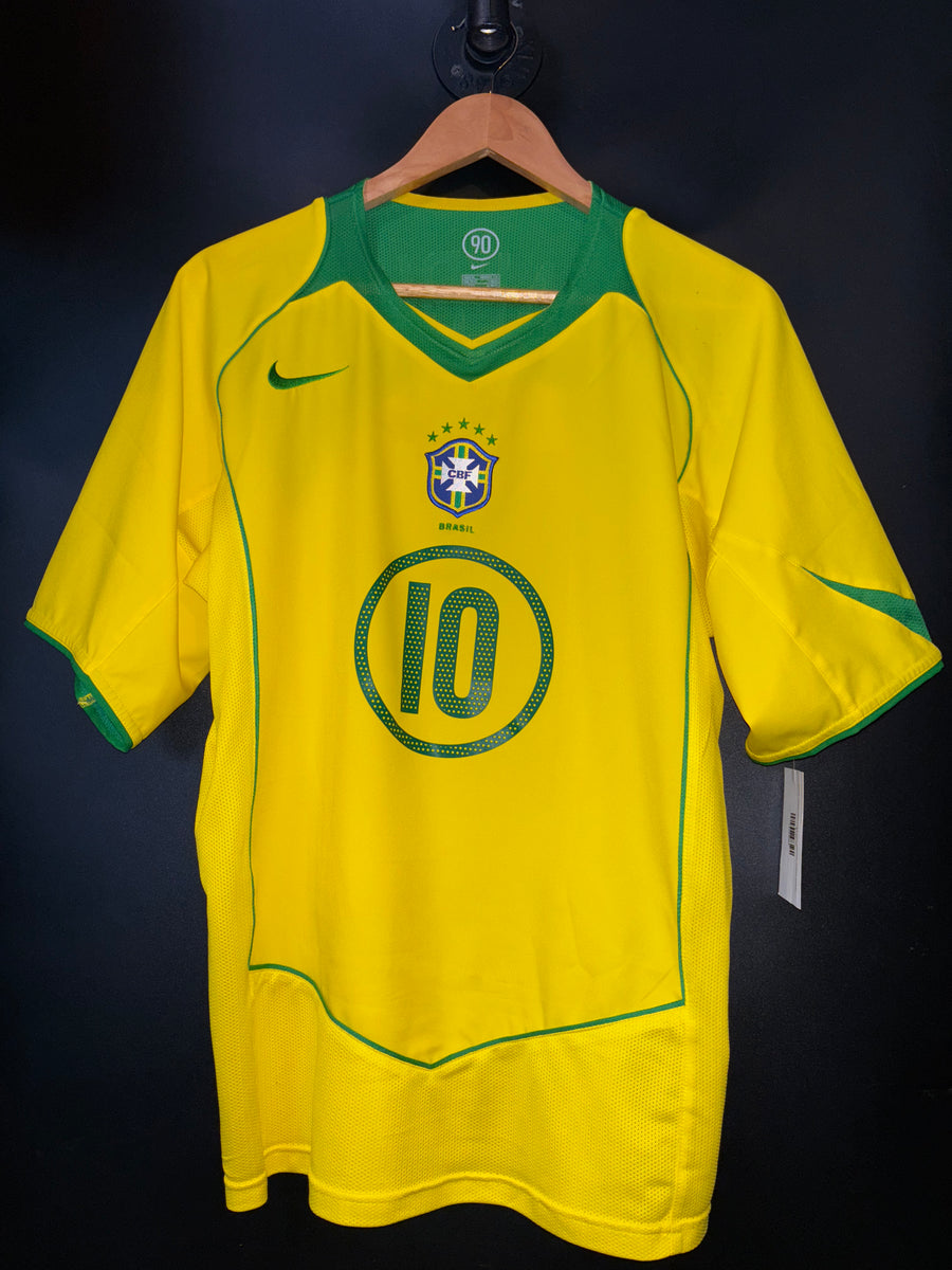 BRAZIL RONALDINHO 2004-2005 ORIGINAL JERSEY SIZE M
