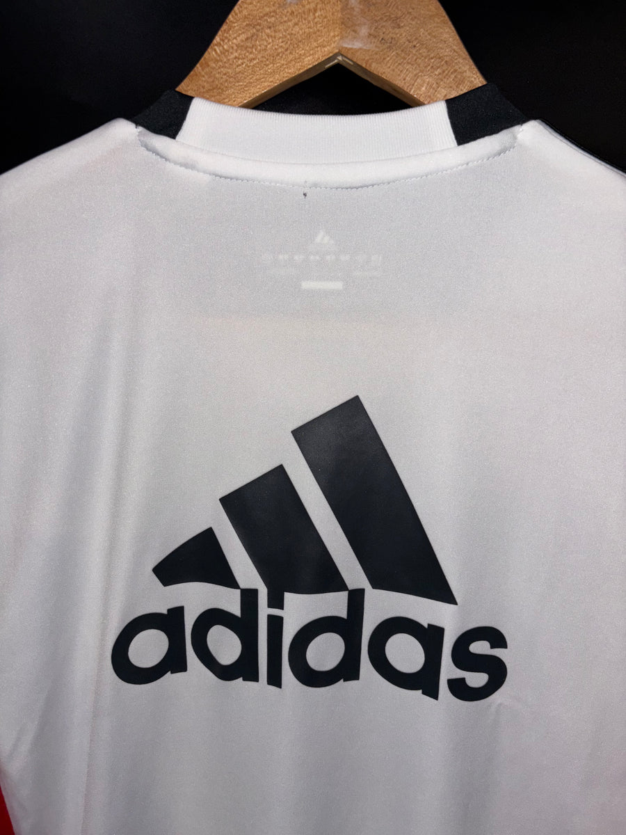 LIVERPOOL TRAINING 2011-2012 ORIGINAL JERSEY Size S