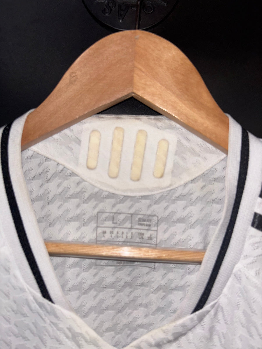 REAL MADRID MBAPPE 2024-2025 ORIGINAL JERSEY Size L