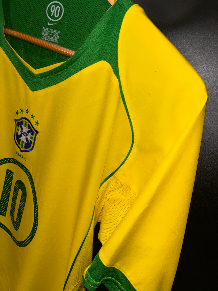 BRAZIL RONALDINHO 2004-2005 ORIGINAL JERSEY SIZE M
