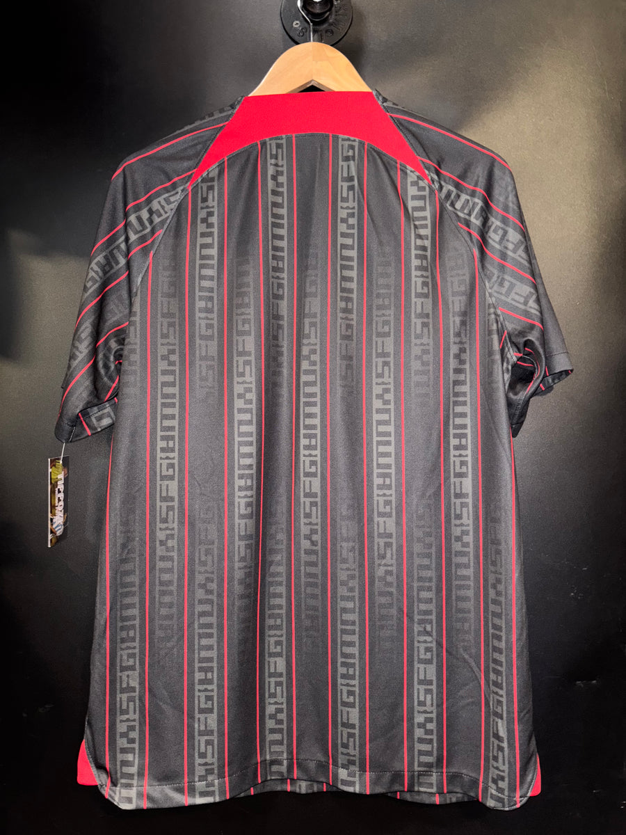 LIVERPOOL LEBRON JAMES 2022-2023 ORIGINAL  JERSEY Size L