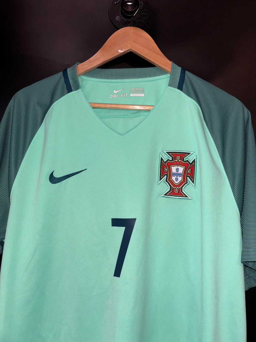 PORTUGAL RONALDO 2016-2017 ORIGINAL JERSEY SIZE XL