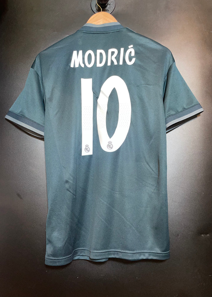 REAL MADRID MODRIC 2018-2019 ORIGINAL JERSEY Size S