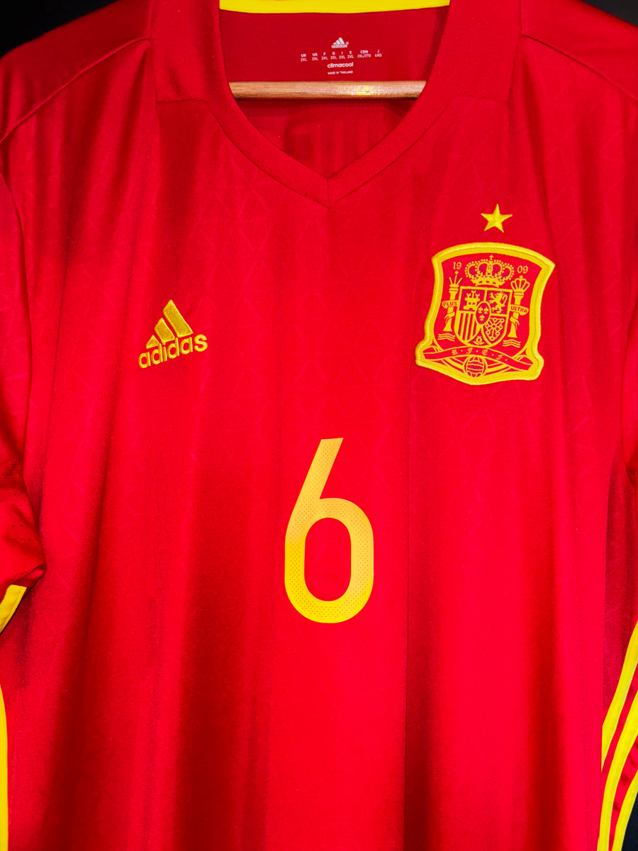 SPAIN INIESTA 2016-2017 ORIGINAL JERSEY Size 2XL