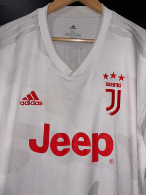 JUVENTUS RONALDO 2019-2020 ORIGINAL JERSEY Size XL