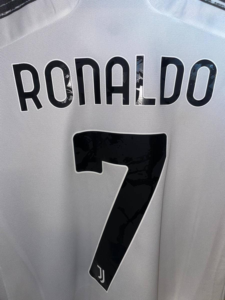 JUVENTUS RONALDO 2020-2021 ORIGINAL JERSEY Size S