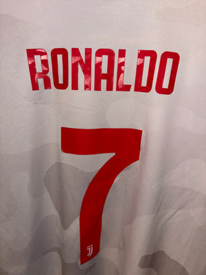JUVENTUS RONALDO 2019-2020 ORIGINAL JERSEY Size XL