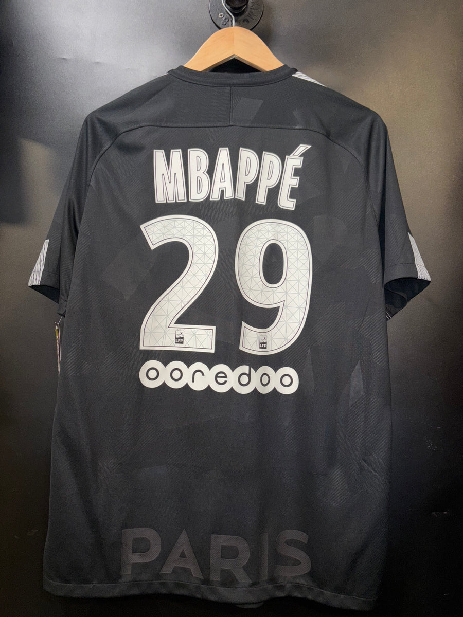 PSG PARIS SAINT GERMAIN MBAPPE ORIGINAL 2017-2018  JERSEY SIZE L