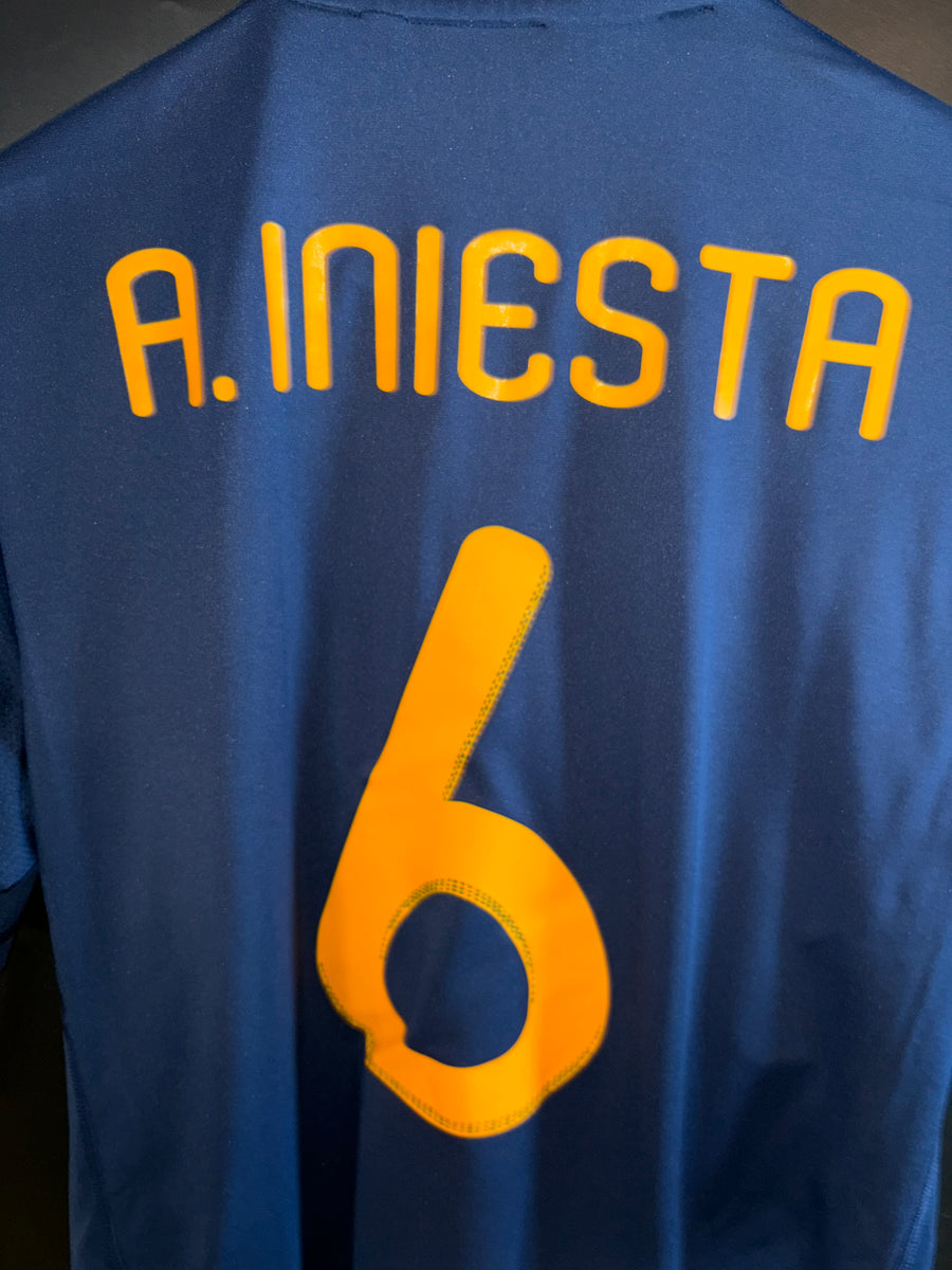 SPAIN INIESTA 2010-2011 ORIGINAL JERSEY Size M