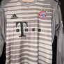 BAYERN MUNICH NEUER 2018-2019 ORIGINAL JERSEY Size M