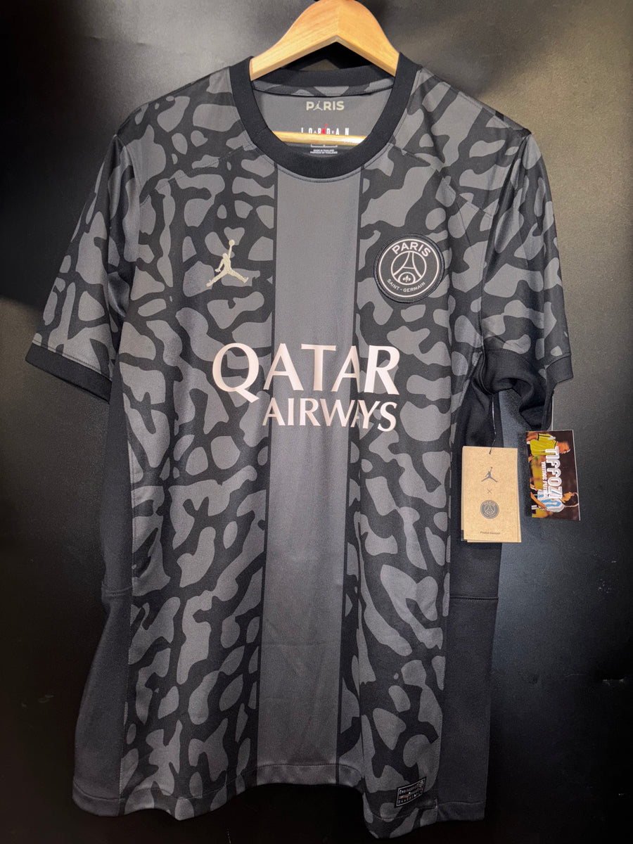 PSG PARIS SAINT GERMAIN MBAPPE 2023-2024 ORIGINAL JERSEY SIZE L