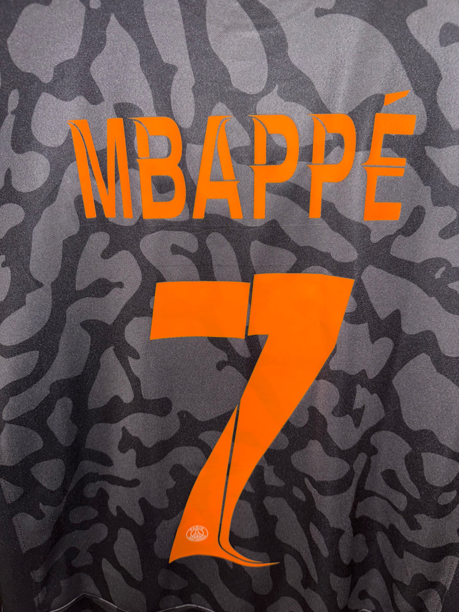 PSG PARIS SAINT GERMAIN MBAPPE 2023-2024 ORIGINAL JERSEY SIZE L