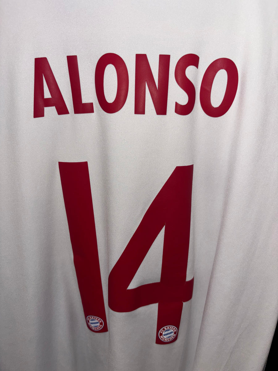 BAYERN MUNICH ALONSO 2016-2017 ORIGINAL JERSEY Size M