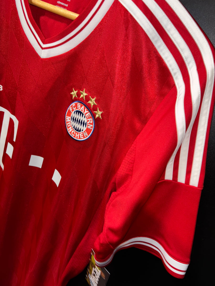 BAYERN MUNICH MULLER 2013-2014 ORIGINAL JERSEY Size L