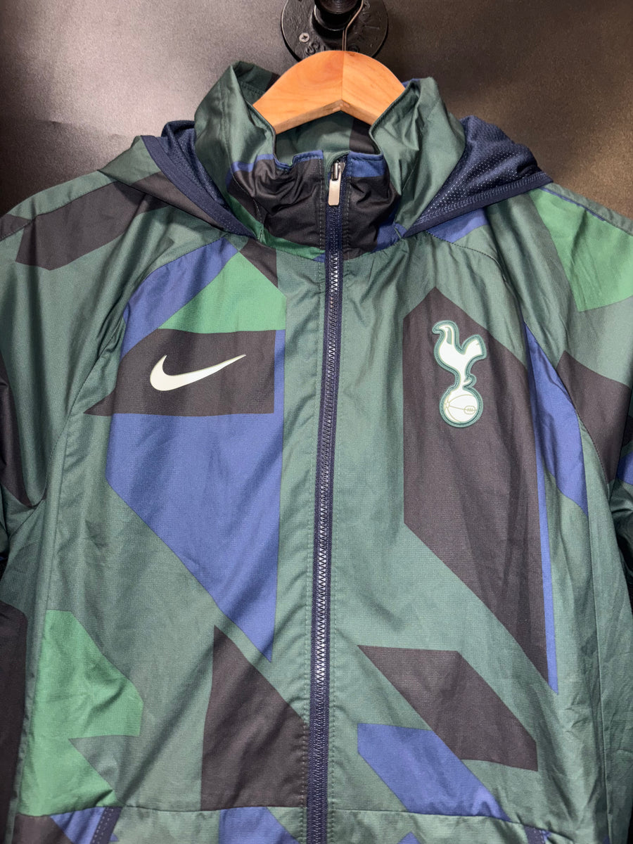 TOTTENHAM HOTSPURS 2020-2021 ORIGINAL JACKET Size S