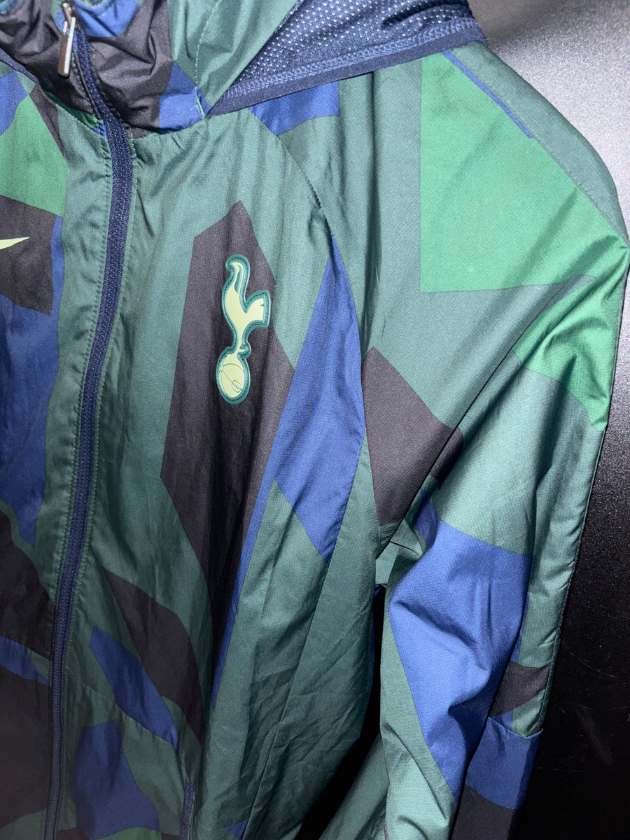 TOTTENHAM HOTSPURS 2020-2021 ORIGINAL JACKET Size S
