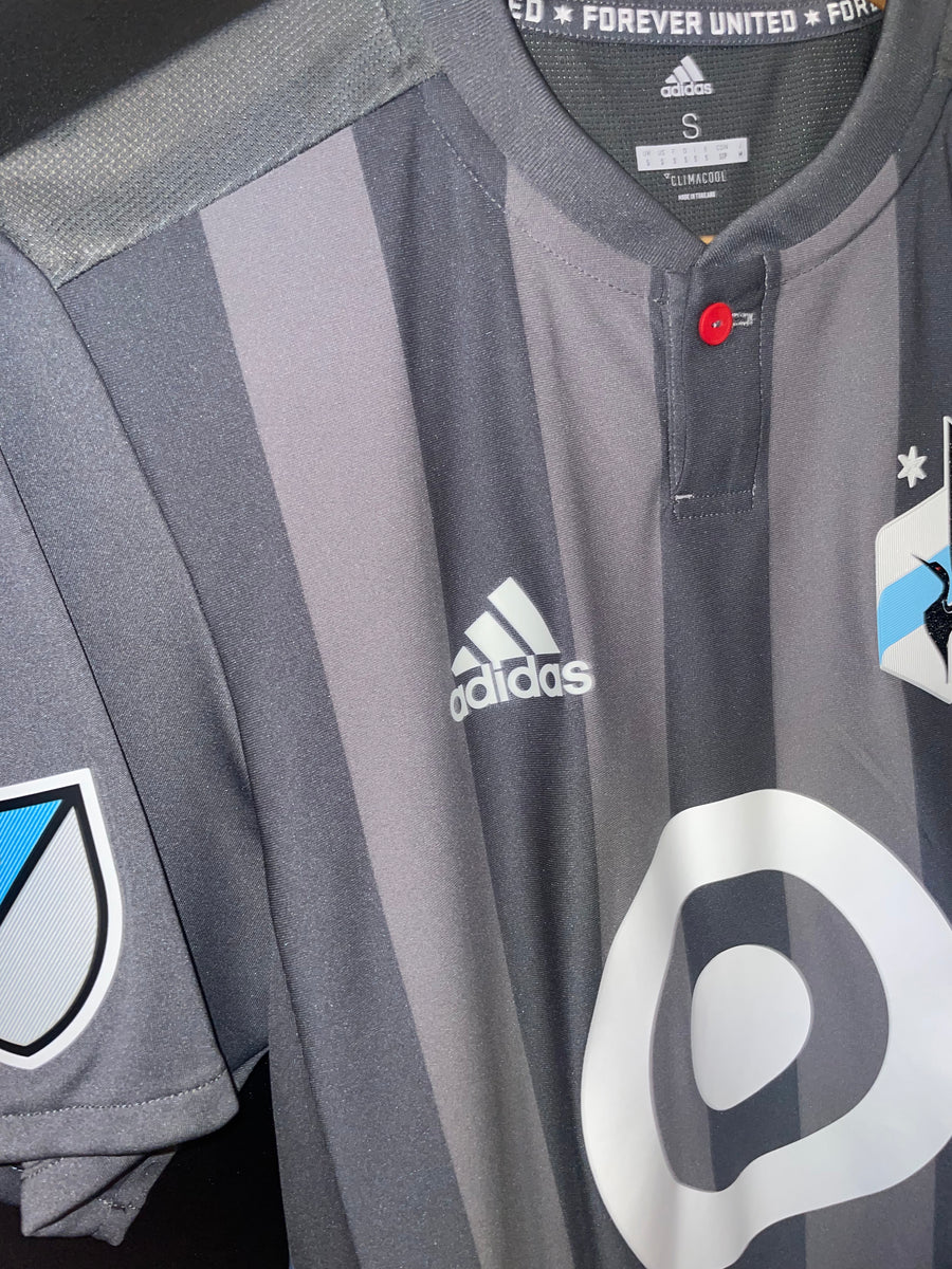 MINNESOTA UNITED 2019 ORIGINAL PLAYER   JERSEY Size S