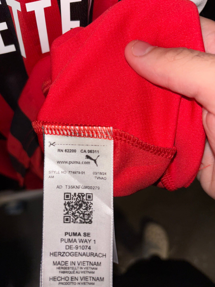 AC MILAN PULISIC 2024-2025 ORIGINAL JERSEY Size M